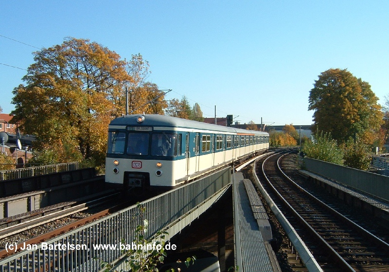bild001_470_128_bei_der_einfahrt_in_barmbek.jpg